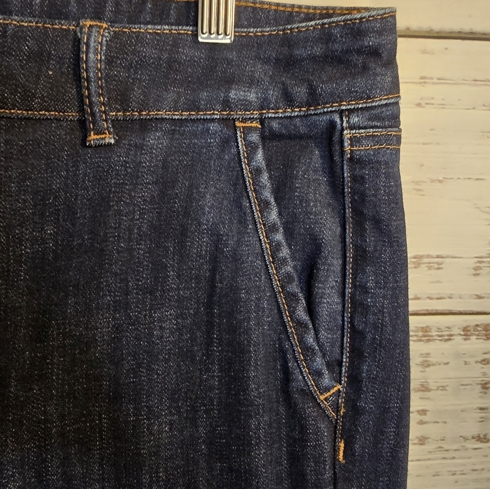 Talbots Dark Blue Cropped Jeans - Picture 5 of 7